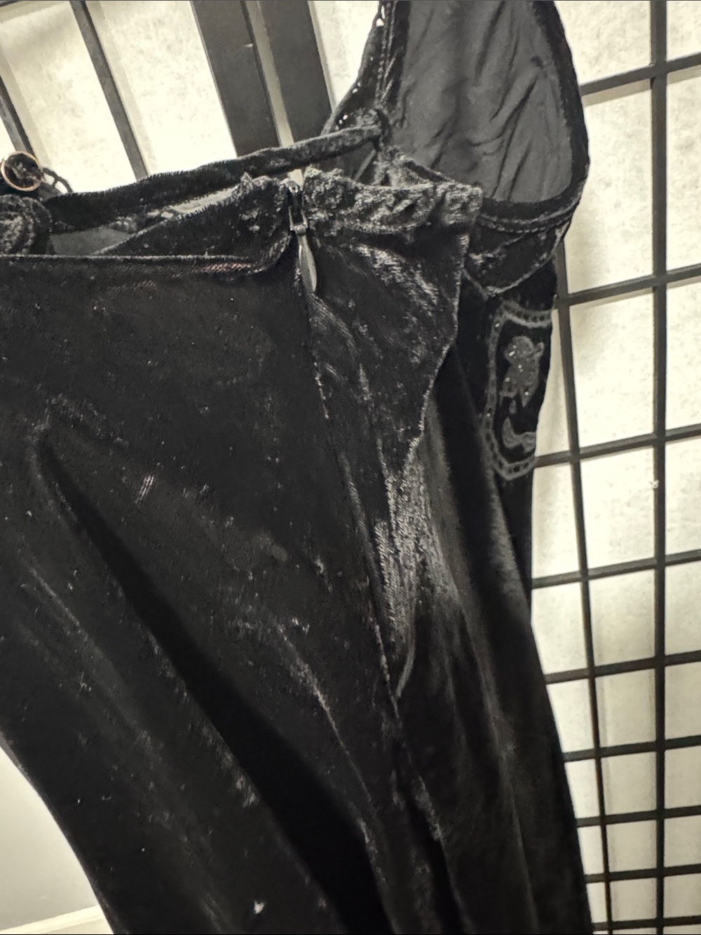 FARM Rio Black Richelieu Velvet Slip Midi Dress Lace Trim Spaghetti Strap Size L - Picture 15 of 16